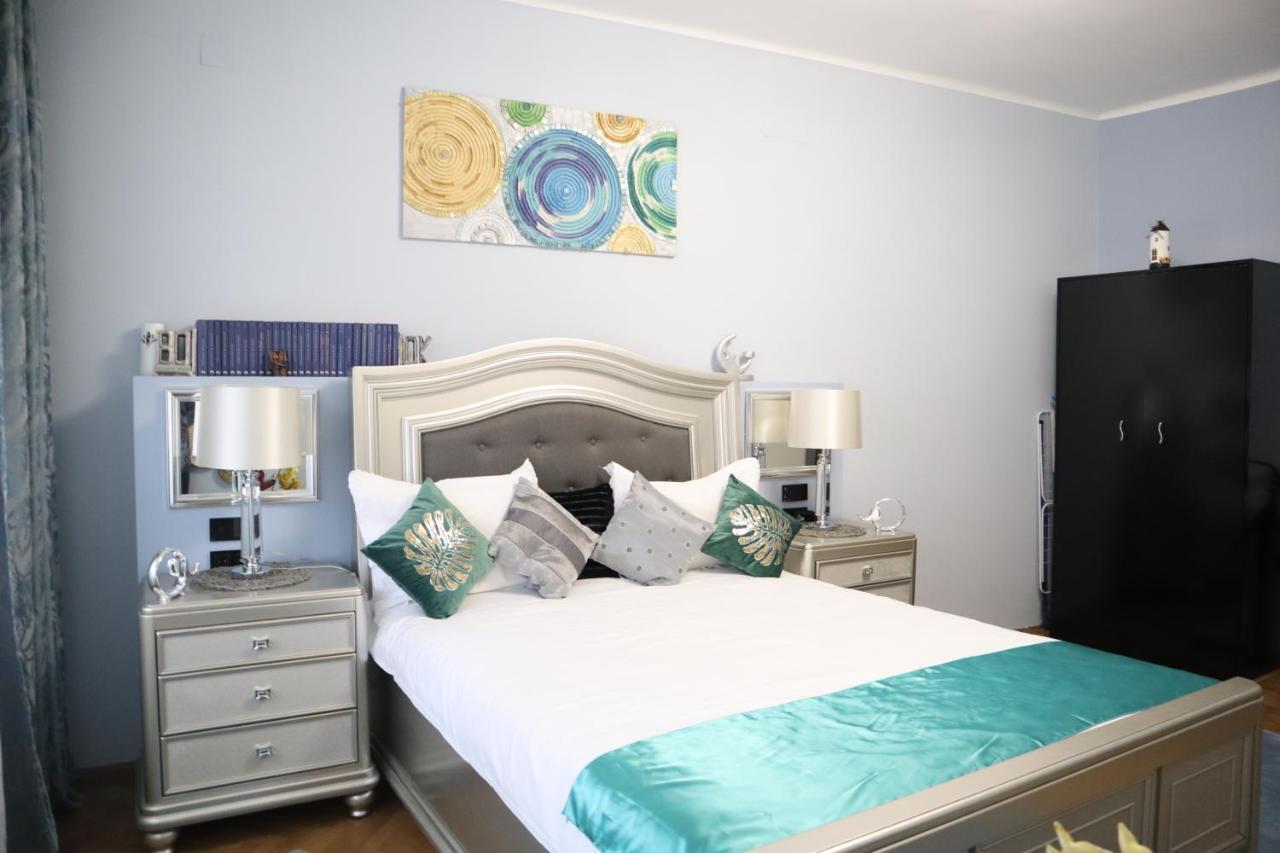 Apartament Sabrina Central บราชอฟ ภายนอก รูปภาพ