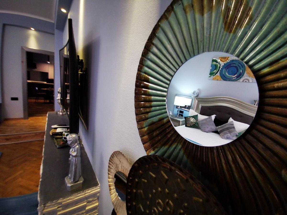 Apartament Sabrina Central บราชอฟ ภายนอก รูปภาพ