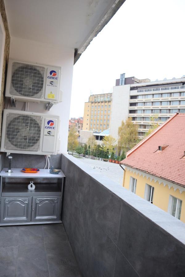 Apartament Sabrina Central บราชอฟ ภายนอก รูปภาพ